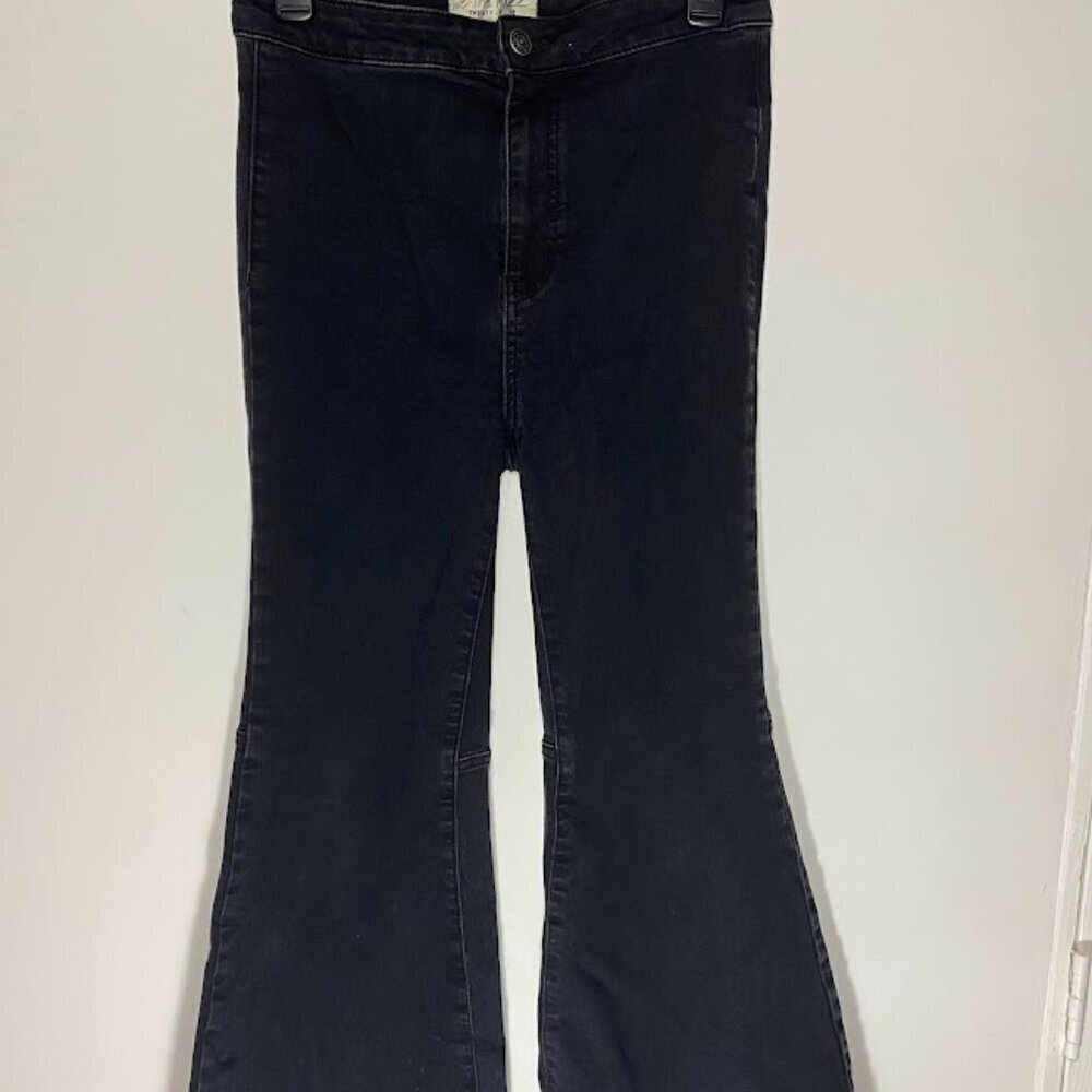 Free People We the Free Bell Bottom Crop Fray Hem Jeans